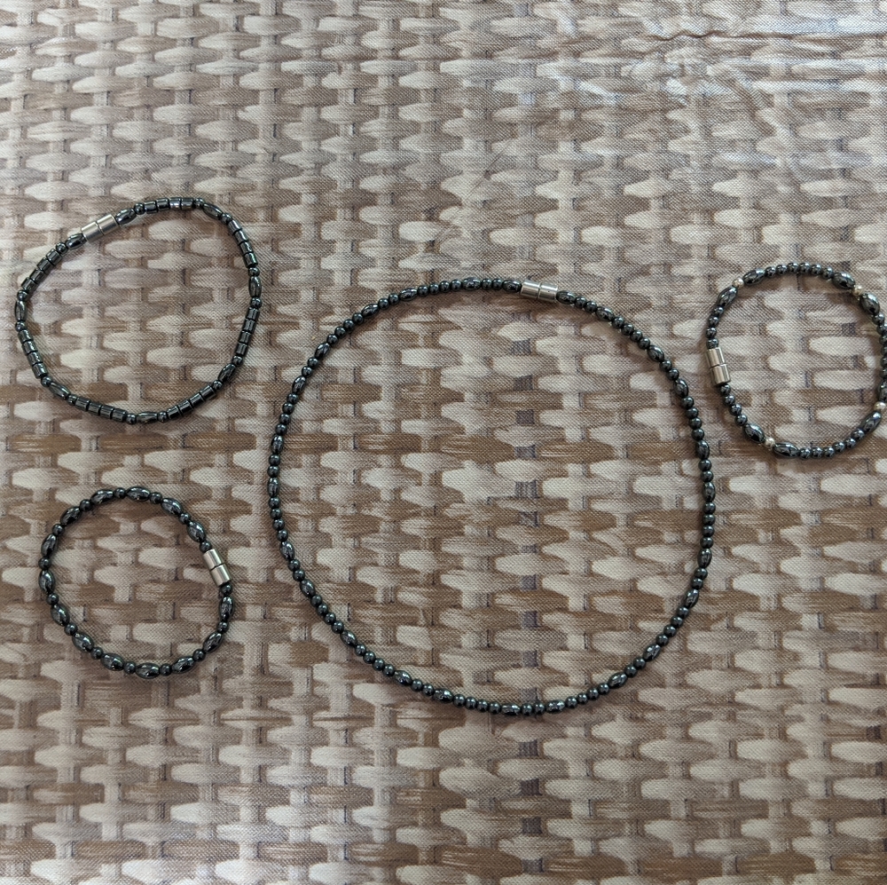 Magnetic jewelry